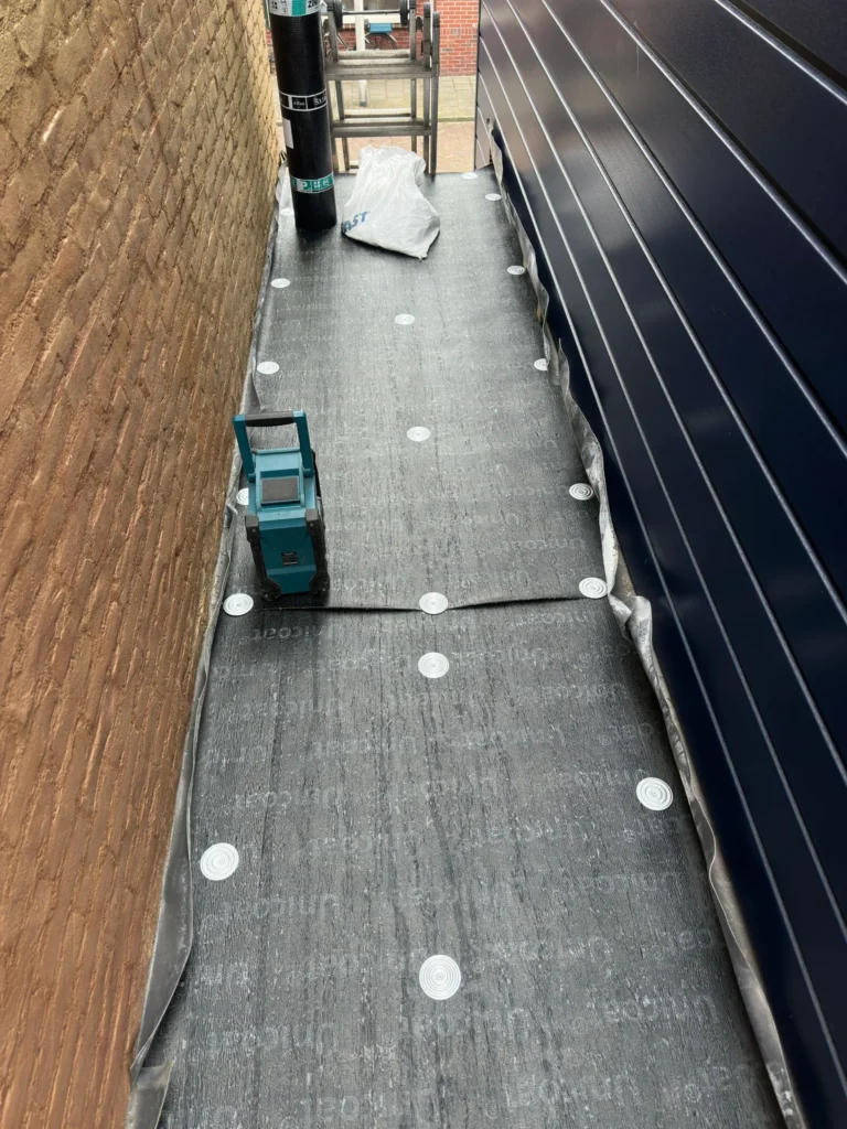 Dakdekker Specialist Purmerend - Dakisolatie